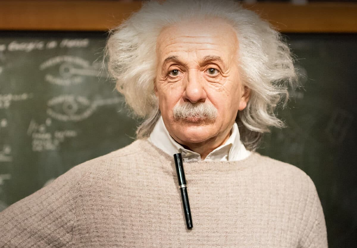 Albert-Einstein-Birthday-1200x834